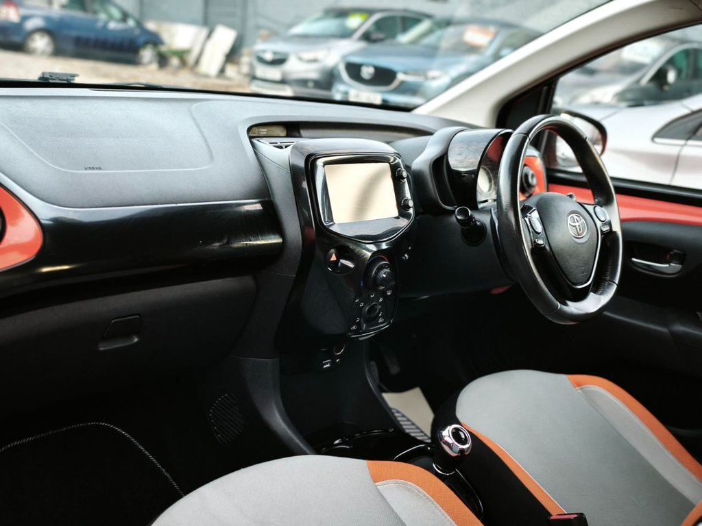 Used Toyota AYGO 2014 for sale - 76395672: Photo 10