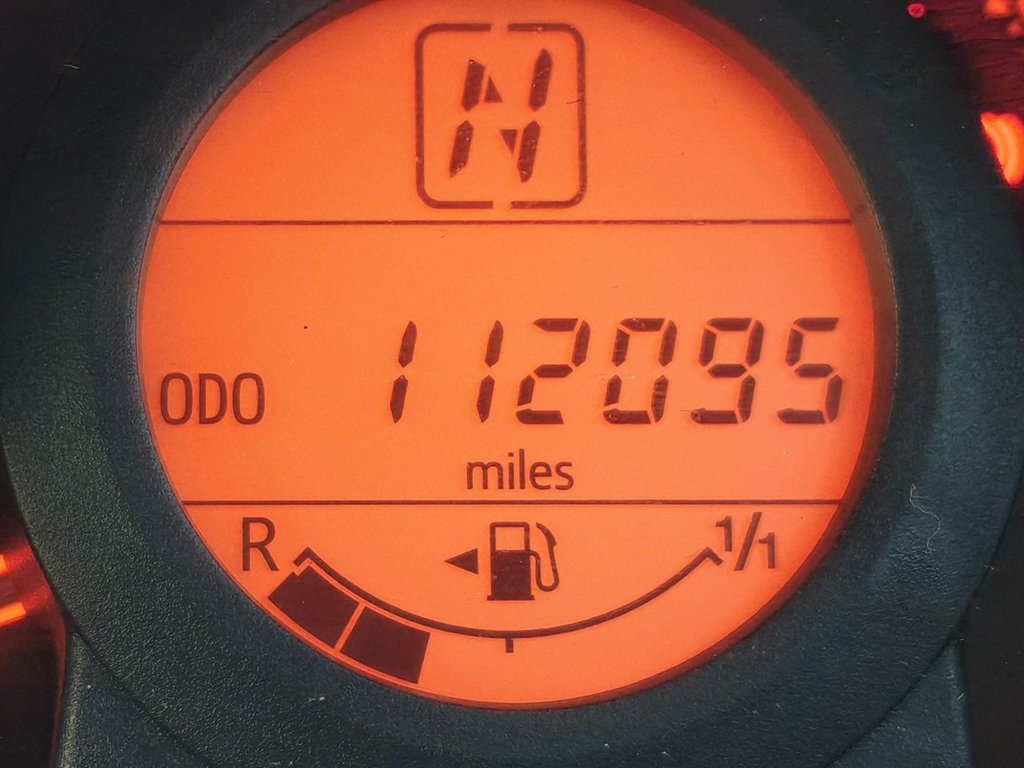 Used Toyota AYGO 2014 for sale - 76395672: Photo 19