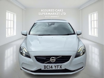 Used Volvo V40 2025 for sale - 76139531: Photo 3