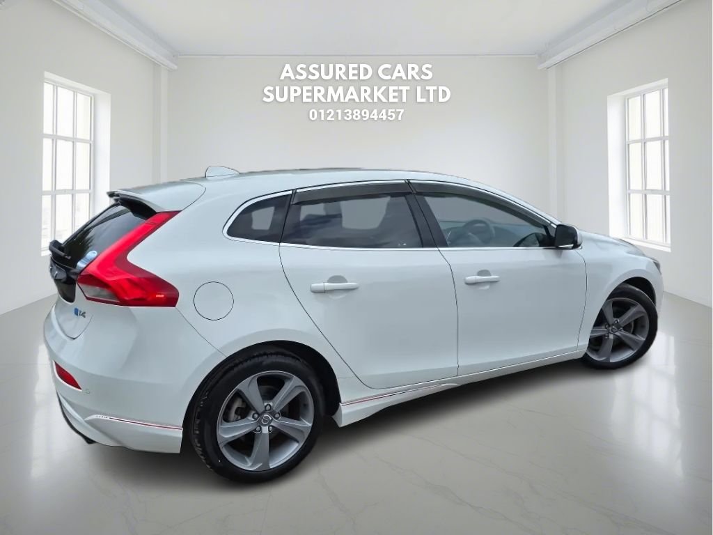 Used Volvo V40 2025 for sale - 76139531: Photo 5