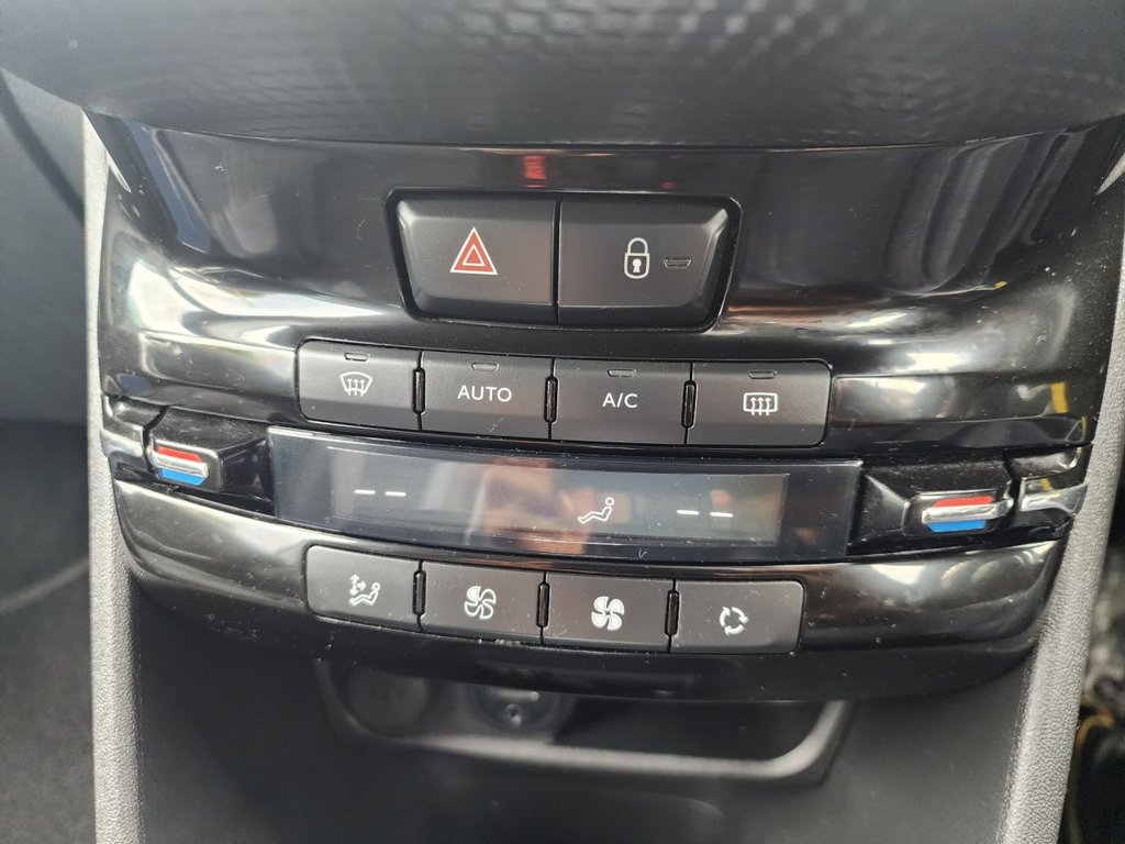 Used Peugeot 2008 2014 for sale - 76139476: Photo 14