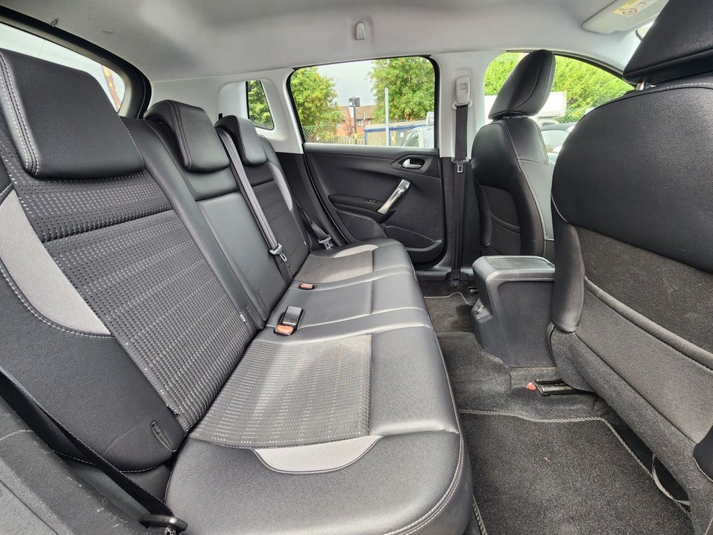 Used Peugeot 2008 2014 for sale - 76139476: Photo 19