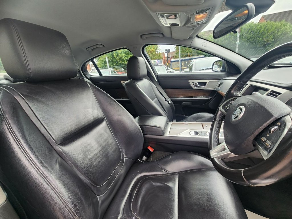Used Jaguar XF 2012 for sale - 76139480: Photo 12