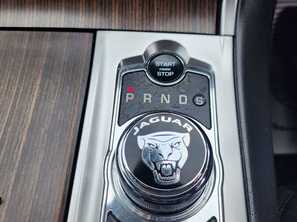 Used Jaguar XF 2012 for sale - 76139480: Photo 14