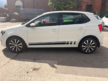 Used Volkswagen Polo 2013 for sale - 78855272: Photo