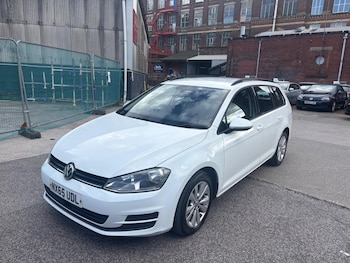 Used Volkswagen Golf 2015 for sale - 79602354: Photo