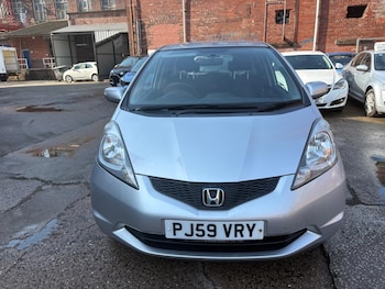 Used Honda Jazz 2010 for sale - 79062109: Photo