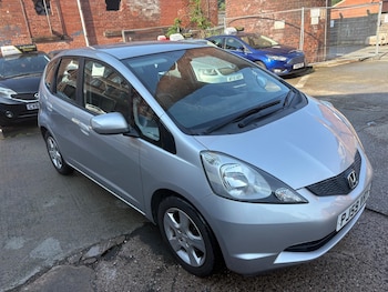 Used Honda Jazz 2010 for sale - 79062109: Photo