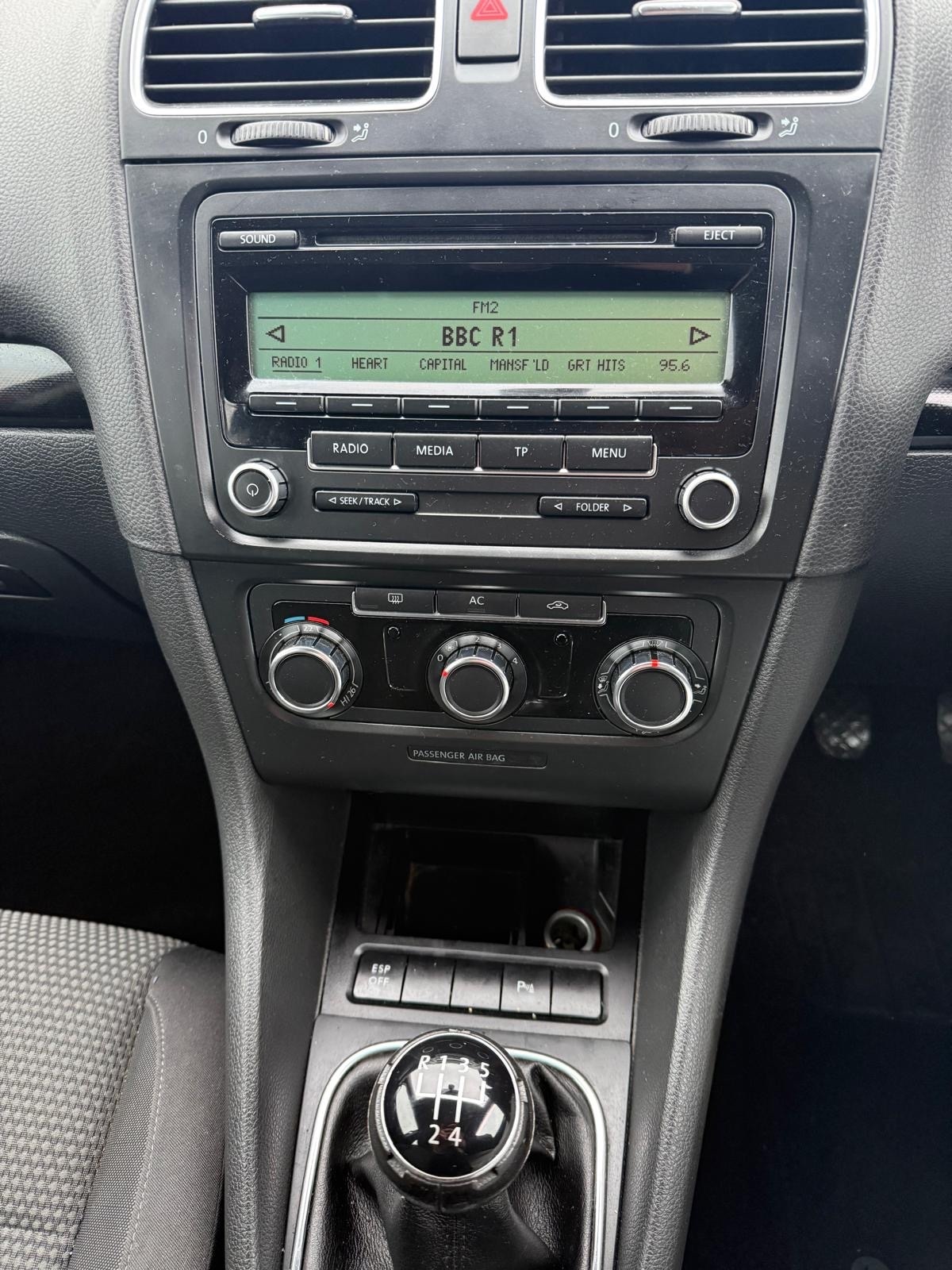 Used Volkswagen Golf 2009 for sale - 77186510: Photo 16