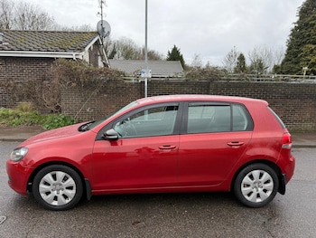 Used Volkswagen Golf 2009 for sale - 77186510: Photo