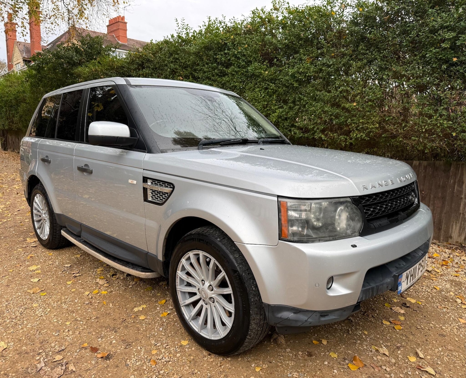 Used Land Rover Range Rover Sport 2011 for sale - 76994435: Photo 2