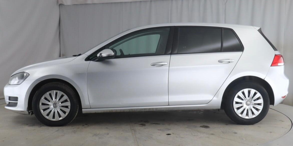 Used Volkswagen Golf 2013 for sale - 77255492: Photo 4