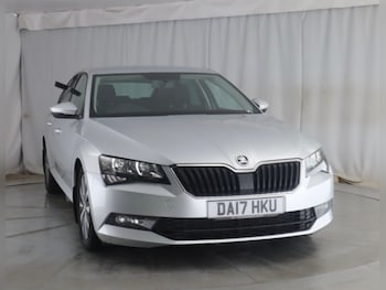 Used Skoda Superb 2017 for sale - 77044582: Photo