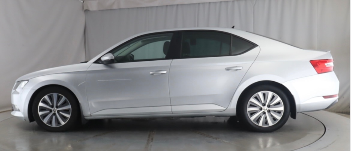 Used Skoda Superb 2017 for sale - 77044582: Photo 4