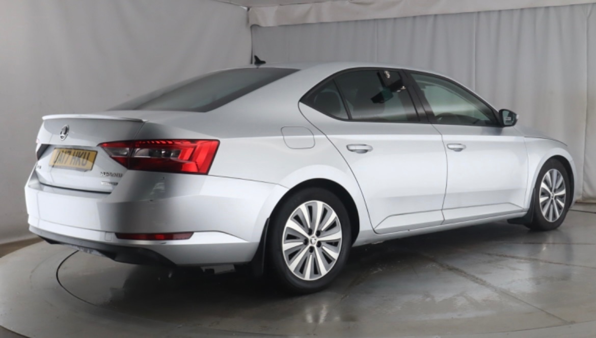 Used Skoda Superb 2017 for sale - 77044582: Photo 7