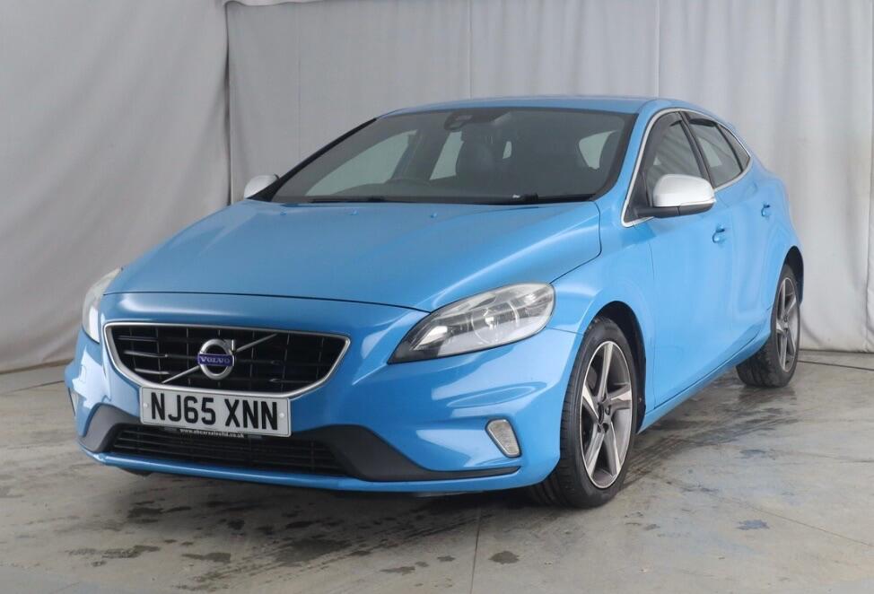 Used Volvo V40 2015 for sale - 76991425: Photo 3
