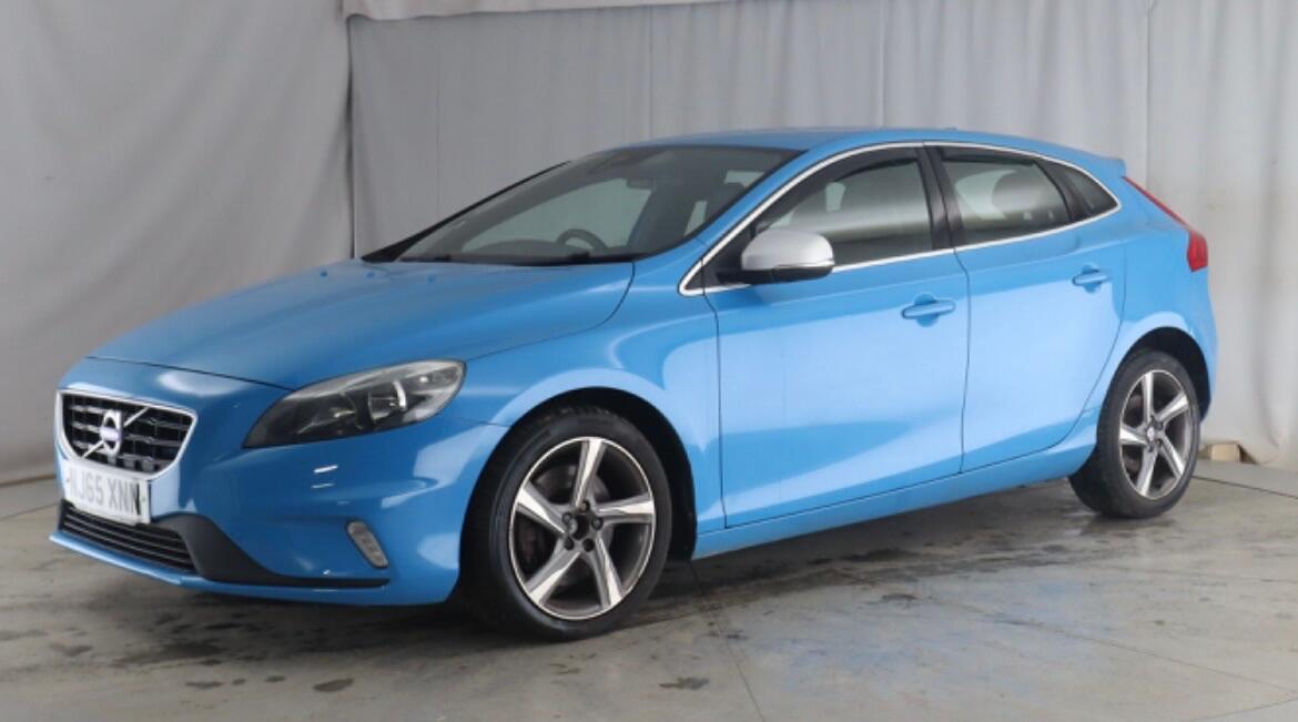 Used Volvo V40 2015 for sale - 76991425: Photo 4