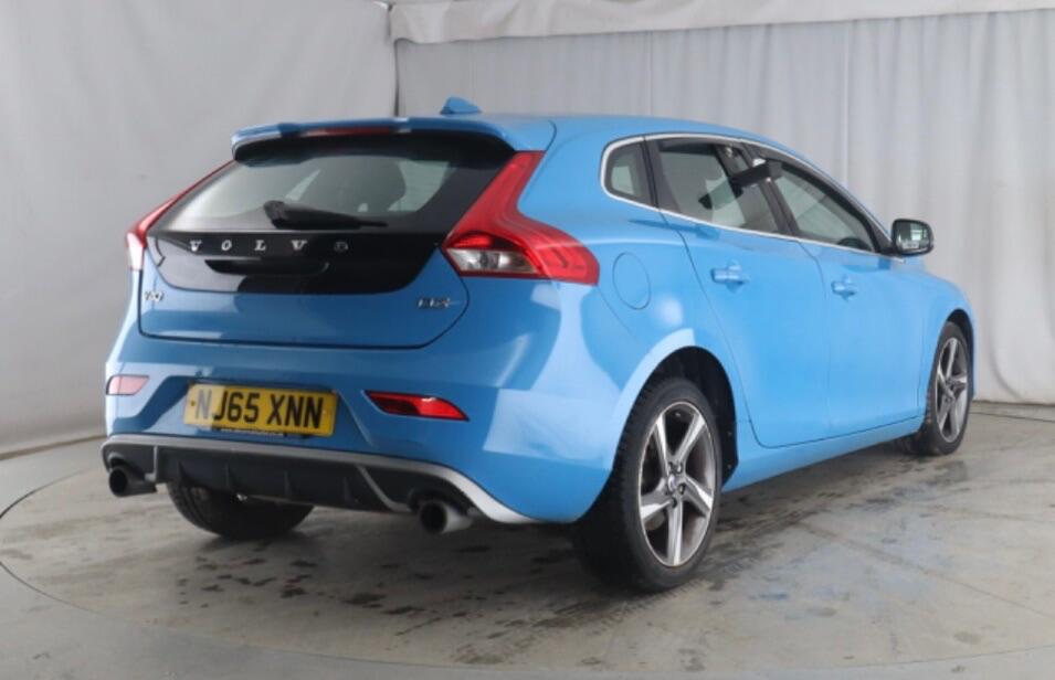 Used Volvo V40 2015 for sale - 76991425: Photo 8