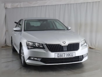Used Skoda Superb 2017 for sale - 77253633: Photo