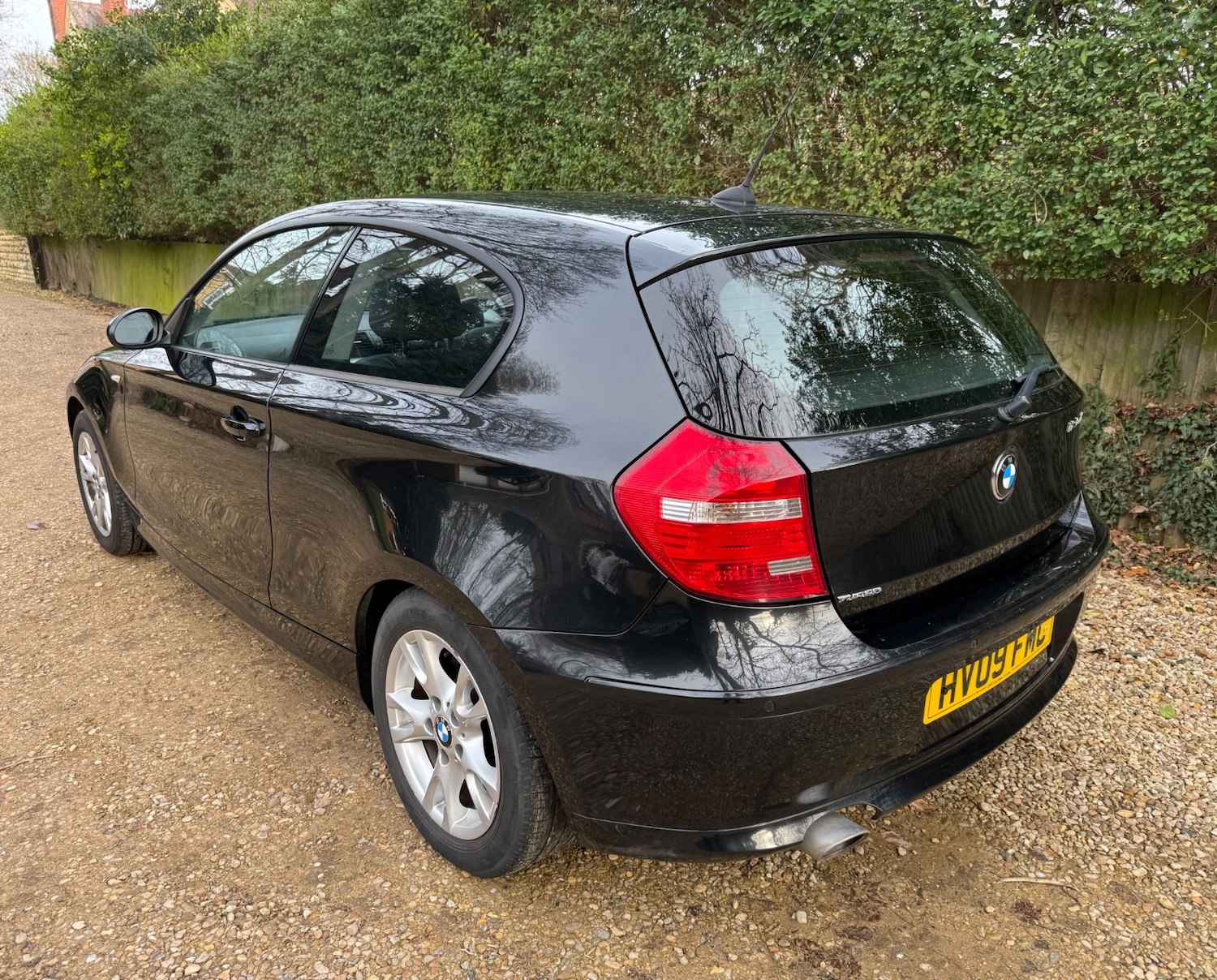 Used BMW 1 Series 2009 for sale - 77083552: Photo 2