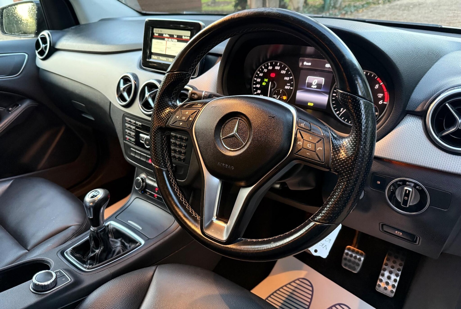 Used Mercedes-Benz B Class 2014 for sale - 76996217: Photo 23