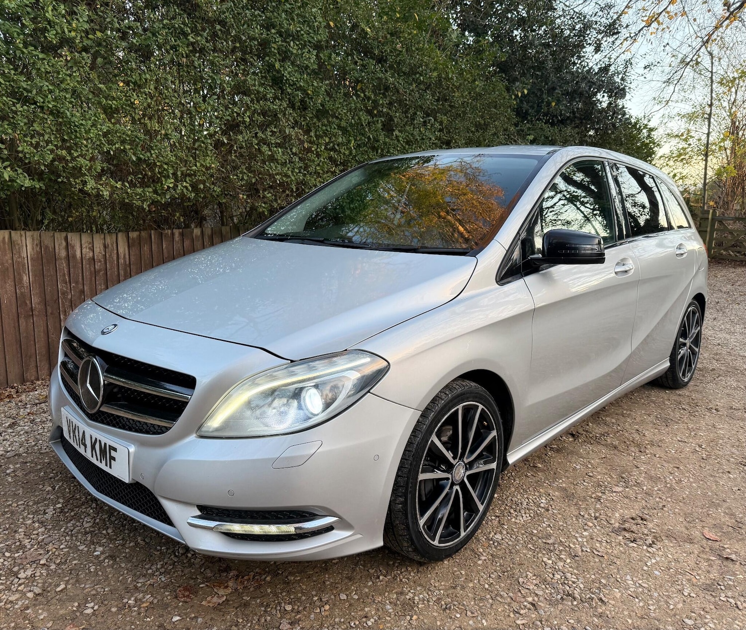 Used Mercedes-Benz B Class 2014 for sale - 76996217: Photo 4