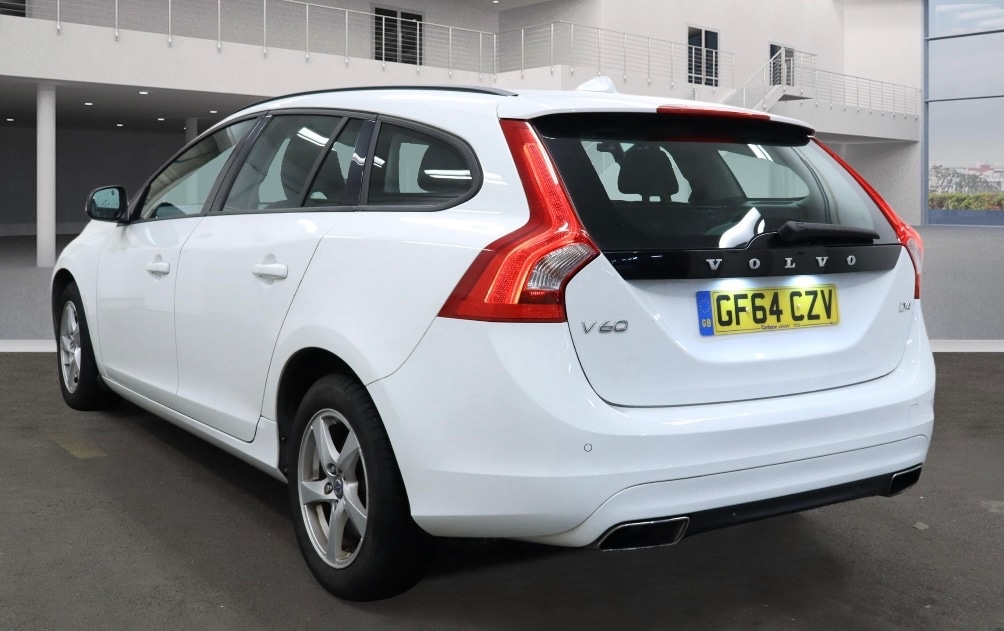 Used Volvo V60 2014 for sale - 77127678: Photo 4