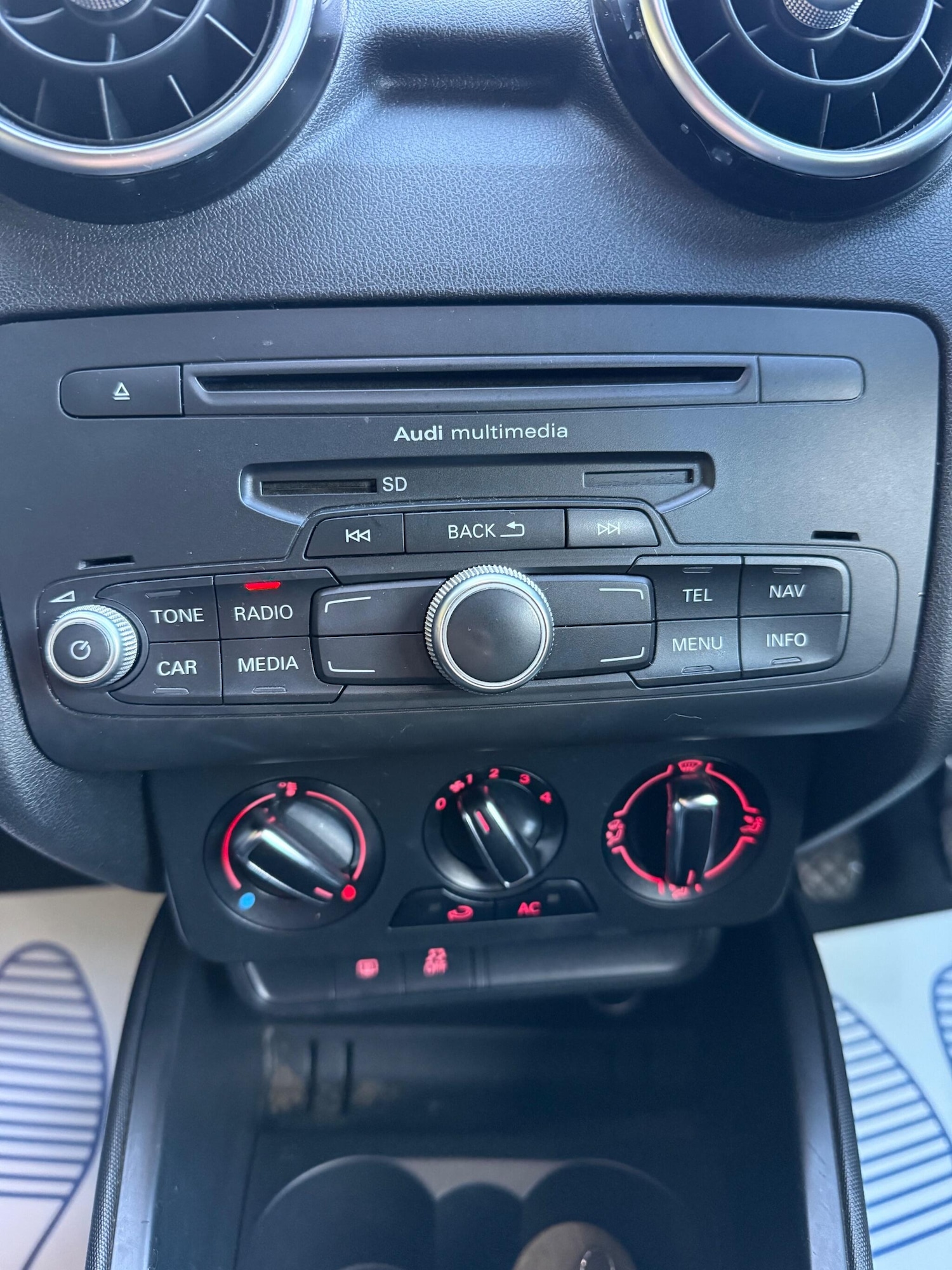 Used Audi A1 2012 for sale - 76994497: Photo 19