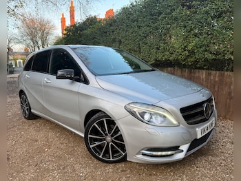 Used Mercedes-Benz B Class 2014 for sale - 77044552: Photo