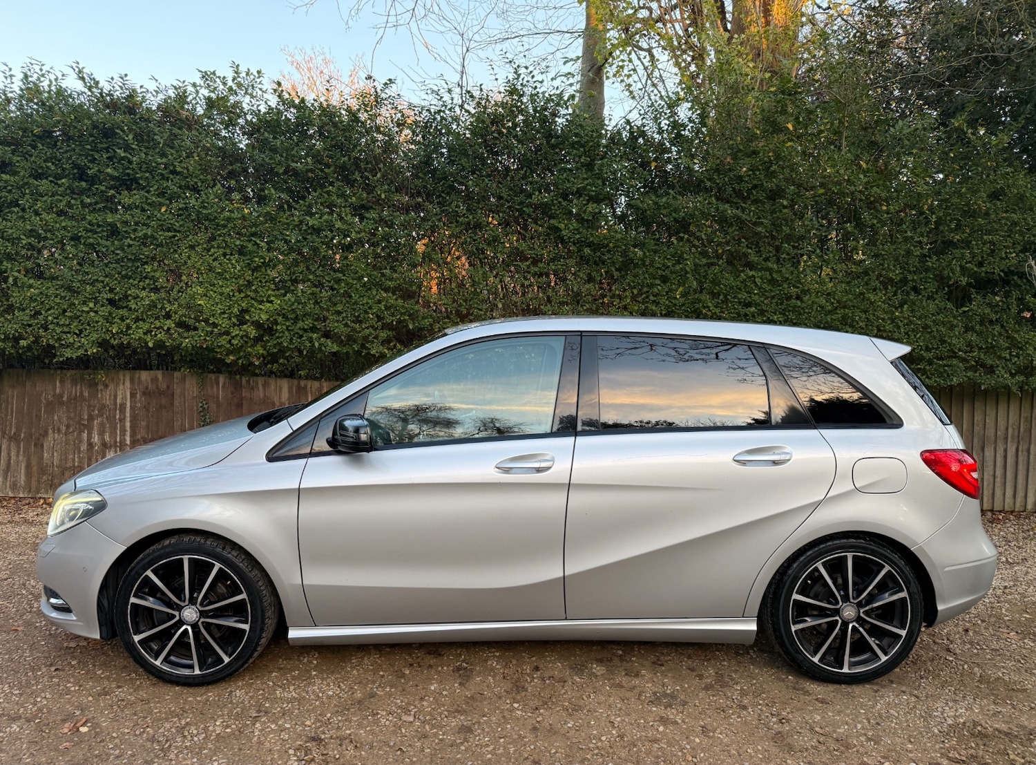 Used Mercedes-Benz B Class 2014 for sale - 77044552: Photo 5