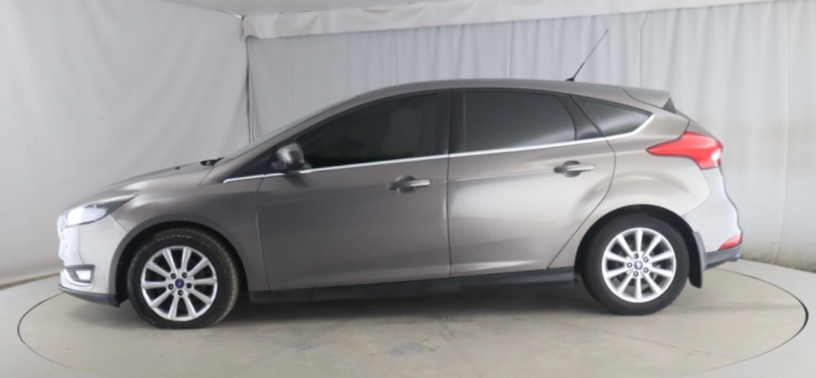 Used Ford Focus 2015 for sale - 77075817: Photo 3