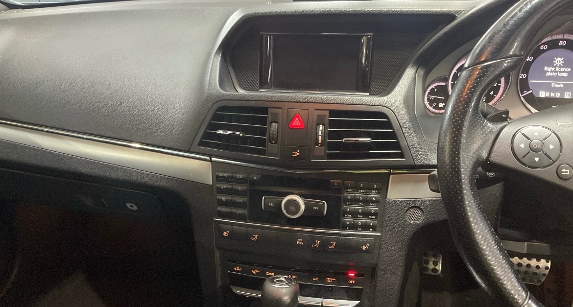 Used Mercedes-Benz E Class 2011 for sale - 77167695: Photo 10