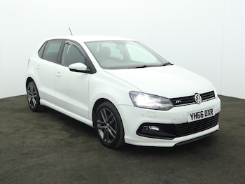 Used Volkswagen Polo 2016 for sale - 79586977: Photo