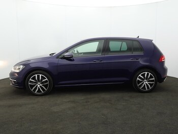 Used Volkswagen Golf 2019 for sale - 79587522: Photo