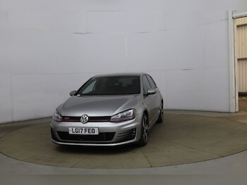 Used Volkswagen Golf 2017 for sale - 79586994: Photo