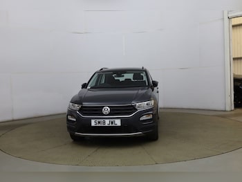 Used Volkswagen T-Roc 2018 for sale - 79587686: Photo