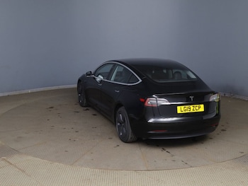 Used Tesla Model 3 2019 for sale - 79586901: Photo