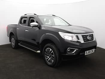 Used Nissan Navara 2018 for sale - 79709401: Photo