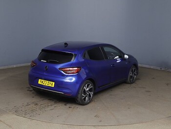 Used Renault Clio 2023 for sale - 79586893: Photo