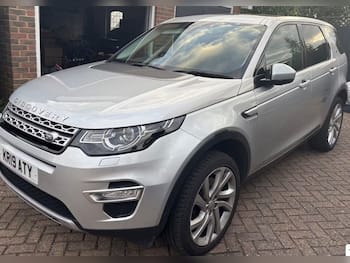Used Land Rover Discovery Sport 2019 for sale - 79632558: Photo