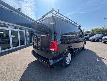 Used Volkswagen Transporter 2022 for sale - 79741931: Photo