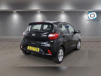 Used Hyundai i10 2023 for sale - 79612433: Photo