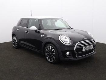 Used MINI Hatch 2019 for sale - 79587291: Photo