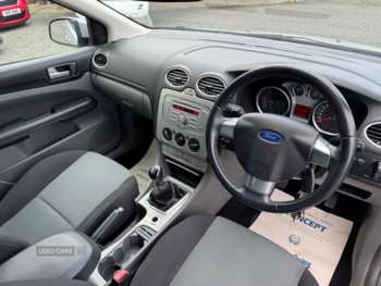 Used Ford Focus 2010 for sale - 74838776: Photo
