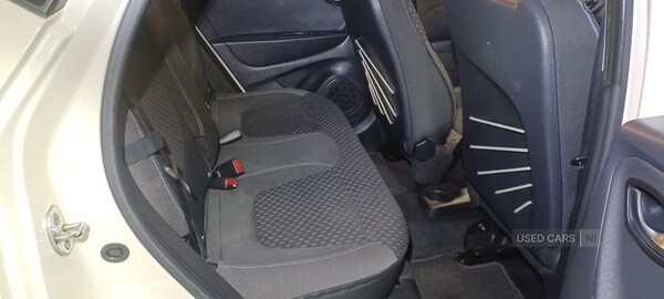 Used Renault Captur 2018 for sale - 76840107: Photo 24