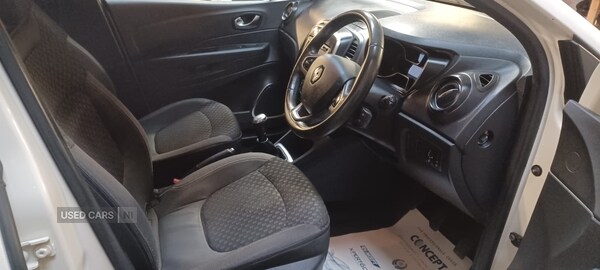 Used Renault Captur 2018 for sale - 76840107: Photo 26