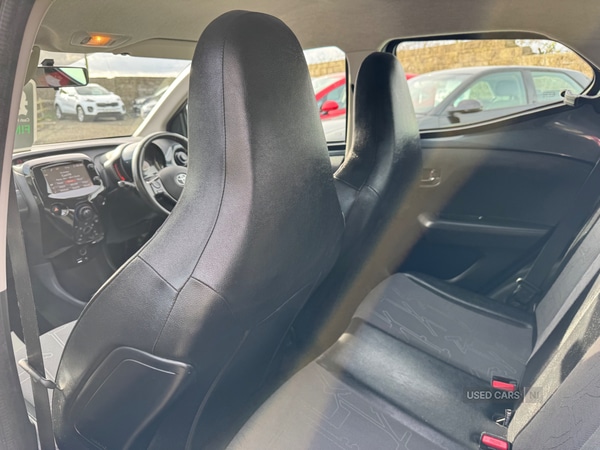 Used Toyota AYGO 2015 for sale - 76371898: Photo 6
