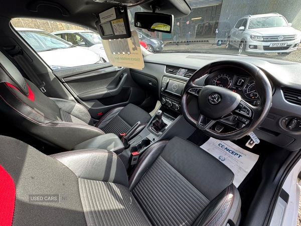 Used Skoda Octavia 2015 for sale - 77840379: Photo 24