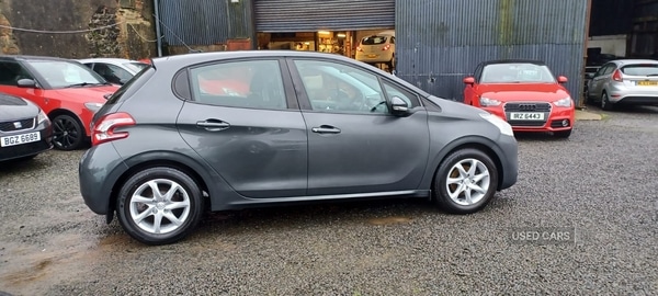 Used Peugeot 208 2013 for sale - 76927373: Photo 8