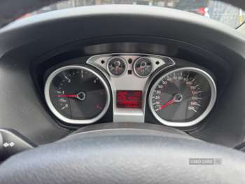 Used Ford Focus 2010 for sale - 74875949: Photo